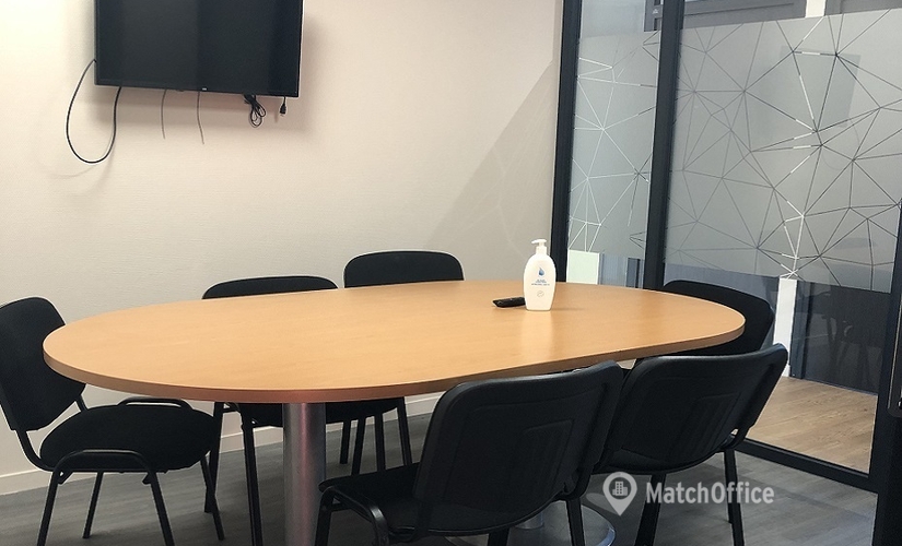 150 m² Meeting room in Villeurbanne, 413 rue Philippe Héron  (69400) - 1 | MatchOffice.com