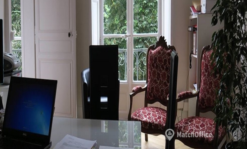 150 m² Business park in Versailless, 13 rue Saint Honoré (78000) - 1 | MatchOffice.com