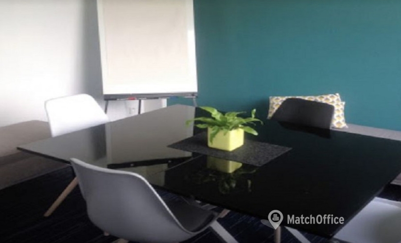 150 m² Meeting room in Saintes, 18 bd Guillet Maillet (17100) - 3 | MatchOffice.com