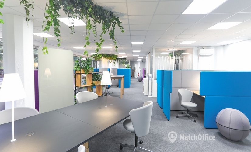 150 m² Business space in Toulouse, 17 avenue Didier Daurat (31700) - 0 | MatchOffice.com