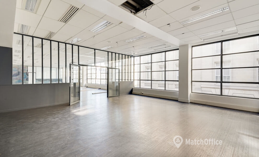200 m² Business space in Paris 9, Saint-Lazare (75019) - 1 | MatchOffice