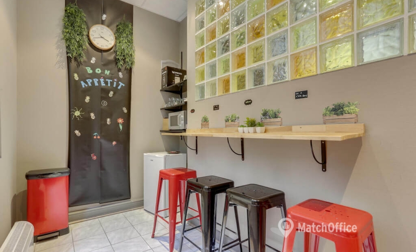 1500 m² Business space in Paris 16, Rue Cambacérès (75010) - 1 | MatchOffice.com