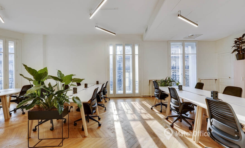 Espaces reunion à louer à Paris 9 100 m², 1 Place Estienne d'Orves in Paris. - 4 | MatchOffice.fr