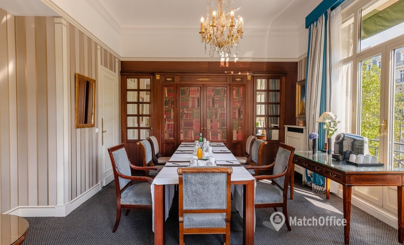 275 m² Conference hall in Paris 8, Avenue de Friedland 40 (75008) - 1 | MatchOffice