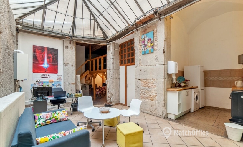 160 m² Business space in Lyon,  8 Quai Jules Courmont (92100) - 3 | MatchOffice