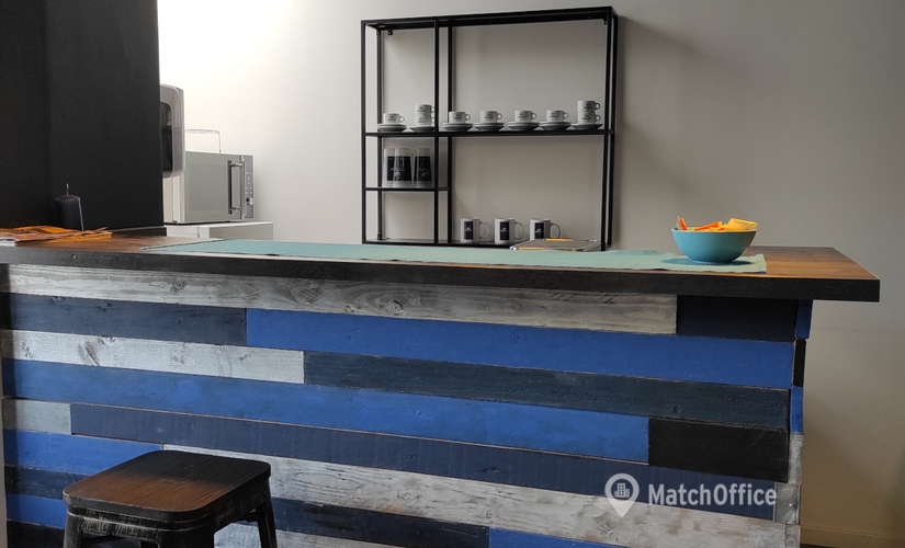 Bureaux équipés à louer à Marseille 150 m², Avenue de la Coriandre 45 - 3 | MatchOffice.fr