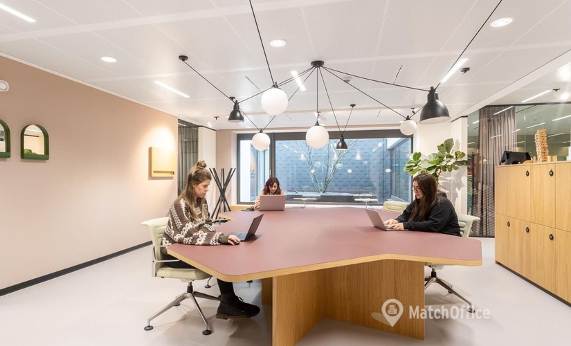 Espace de coworking à louer à Lille 100 m², Place de la gare - 2 | MatchOffice.fr