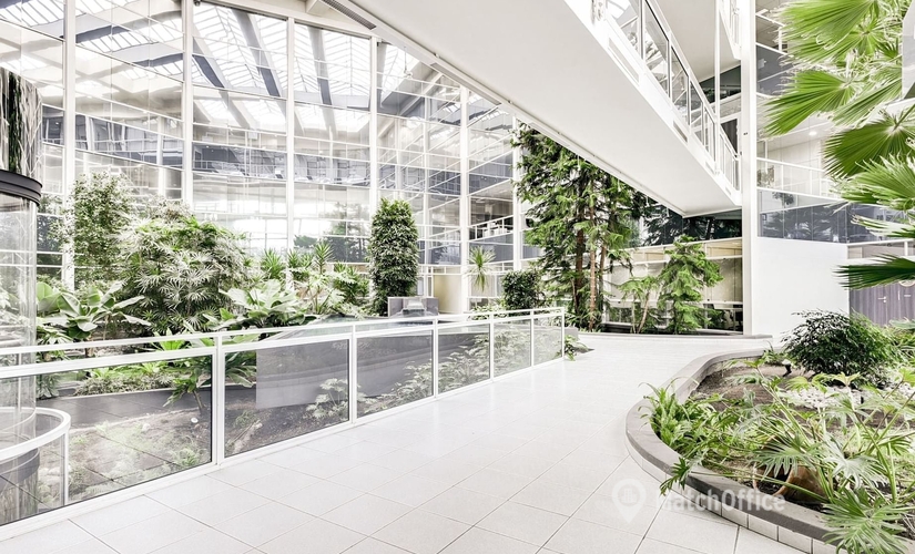 35 m² Conference center in Saint-Dénis, 18 Place Des Nympheas (93420) - 0 | MatchOffice