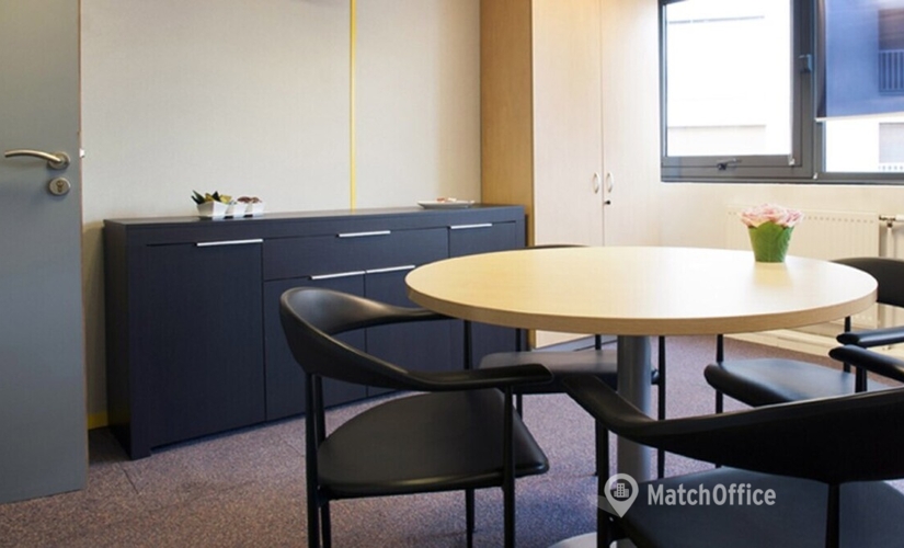 28 m² Convention center in Paris 16, 114 bis rue Michel-ange (75016) - 5 | MatchOffice.com