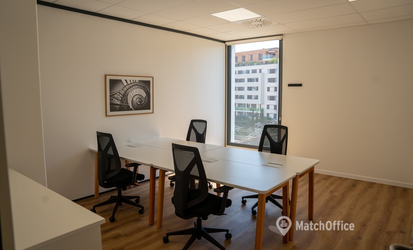 Business centers à location à Gard 211 m², Rue Isabelle Eberhardt 80 - 0 | MatchOffice.fr