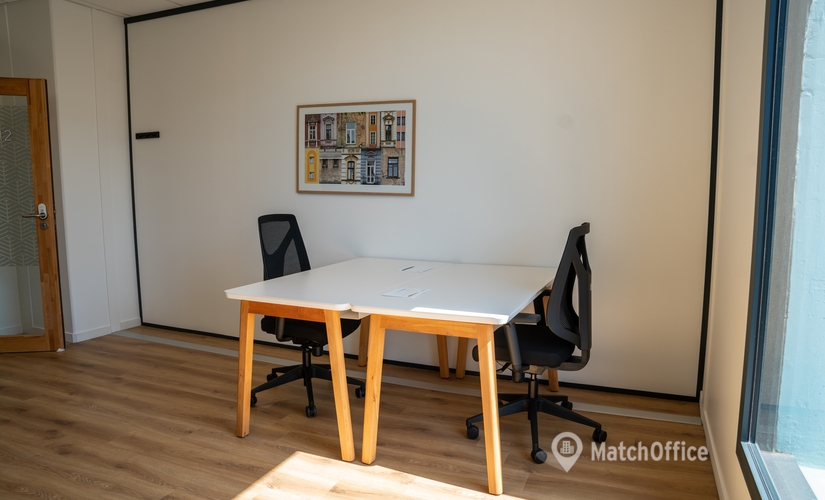 Parc d'affaires à louer à Gard 211 m², Rue Isabelle Eberhardt 80 - 1 | MatchOffice.fr