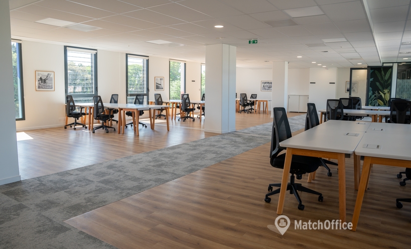 Сentre d'affaires à location à Gard 211 m², Rue Isabelle Eberhardt 80 - 3 | MatchOffice