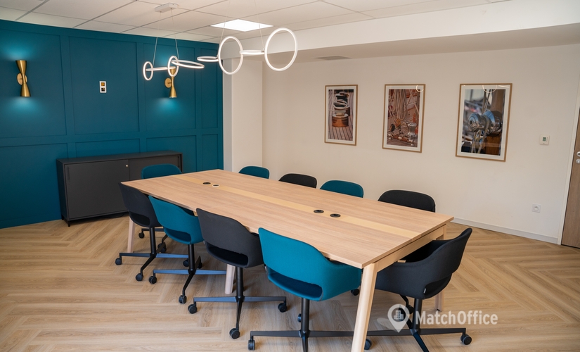 Business centers à location à Gard 211 m², Rue Isabelle Eberhardt 80 - 4 | MatchOffice.fr