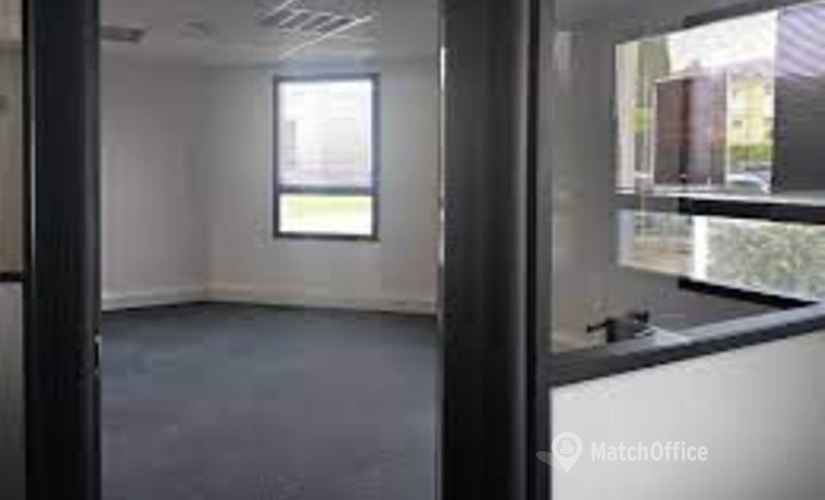 100 m² Business space in Aix en Provence, Europarc Sainte-Victoire (13590) - 4 | MatchOffice