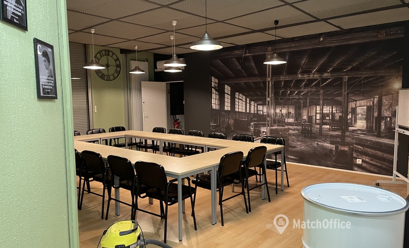 300 m² Business park in Marseilles, Traverse de la Montre 20 (13011) - 1 | MatchOffice