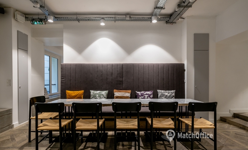 150 m² Serviced office in Paris 16, Avenue d'Iéna 49 (75116) - 1 | MatchOffice.com