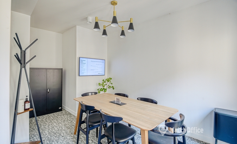 2300 m² Shared workspace  in Paris 2, Rue de Choiseul 29 (75002) - 1 | MatchOffice.com