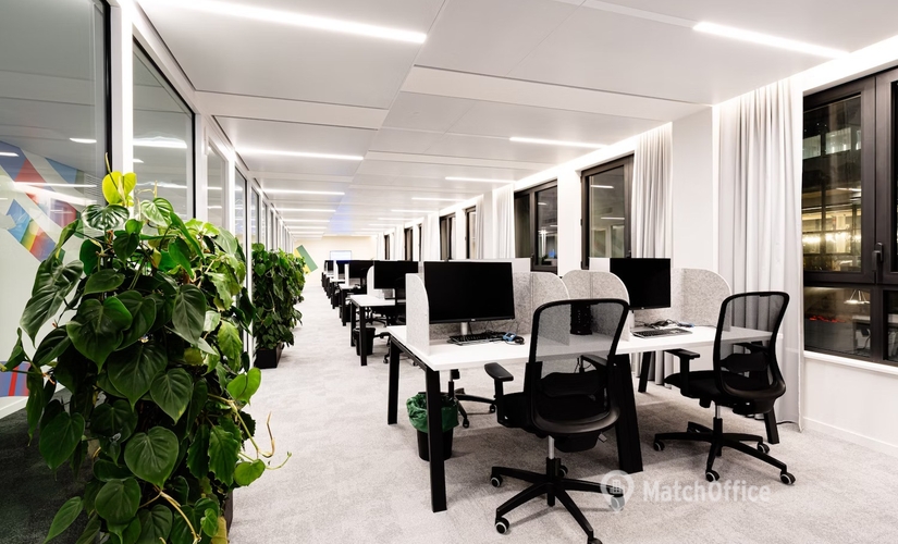 976 m² Business space in Paris 4, 17 Bd Morland (75004) - 0 | MatchOffice