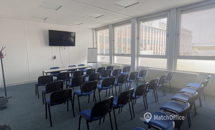 42 m² Conference hall in Le Plessis Belleville, Avenue Georges Bataille 5 (60330) - 1 | MatchOffice.com