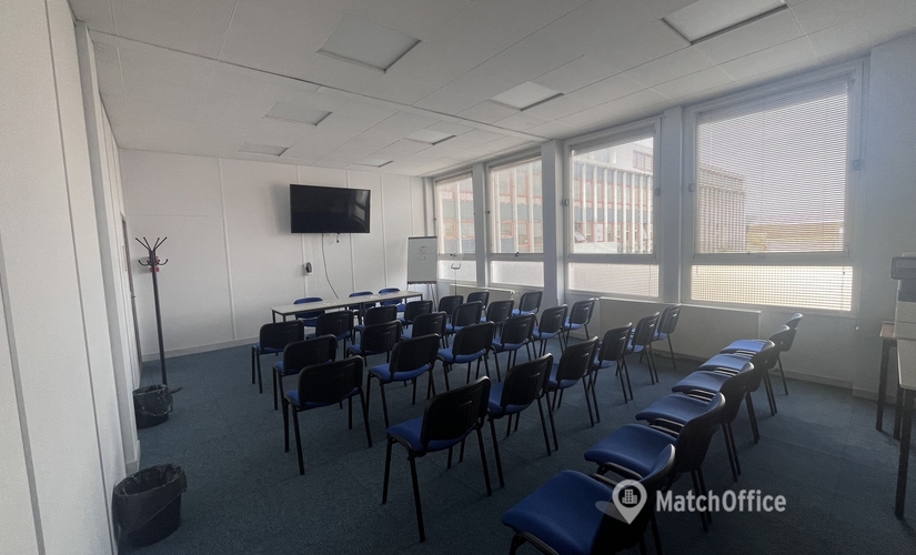 Salle de conférence à location à Le Plessis Belleville 42 m², Avenue Georges Bataille 5 - 0 | MatchOffice.fr