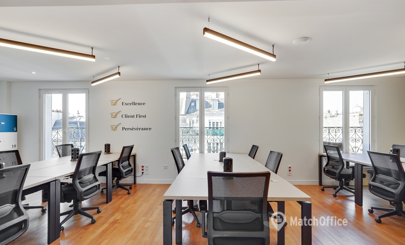 100 m² Convention center in Paris 8, 10 avenue Franklin Roosevelt (75008) - 1 | MatchOffice.com