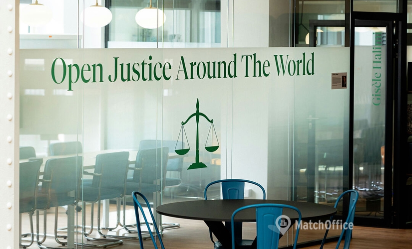 1707 m² Business space in Paris 8, 36 rue de Saint-Petersbourg (75008) - 4 | MatchOffice.com