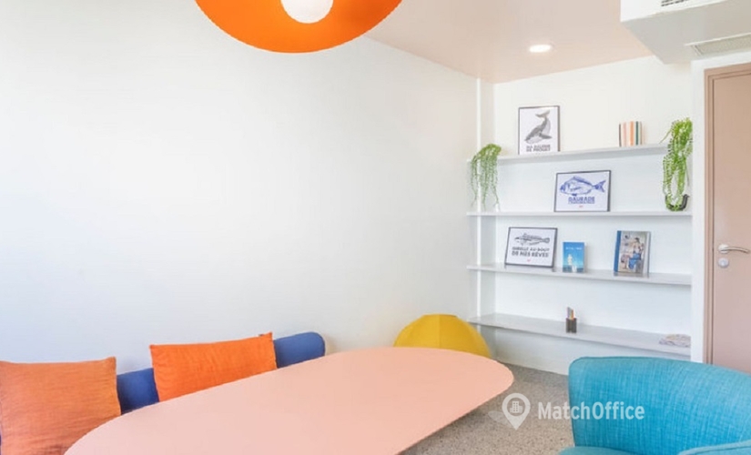 30 m² Business park in Marseilles, 565 avenue du Prado (13008) - 0 | MatchOffice.com