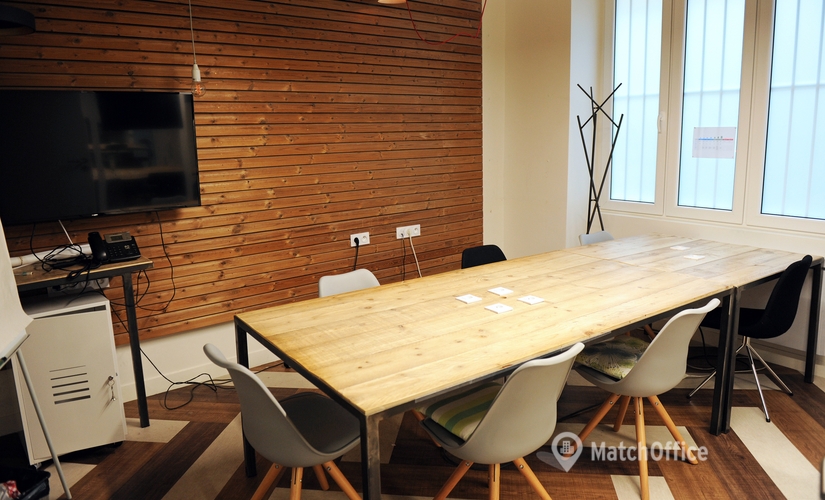 12 m² Co-working  in Paris 2, Rue Greneta 54 (75002) - 1 | MatchOffice