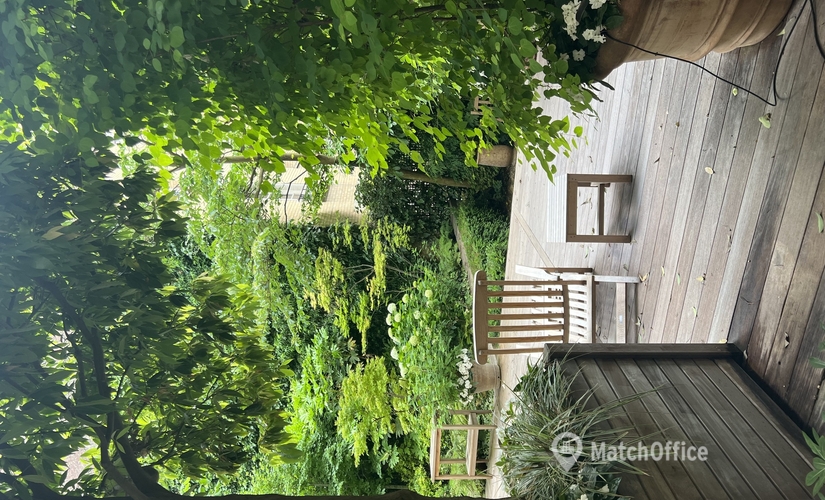 Office Rue de Lille 19 75007 Paris 7