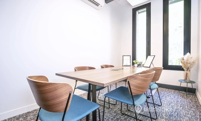 Conference hall in Saint-Ouen, 3 Rue Martin Levasseur (93400) - 4 | MatchOffice