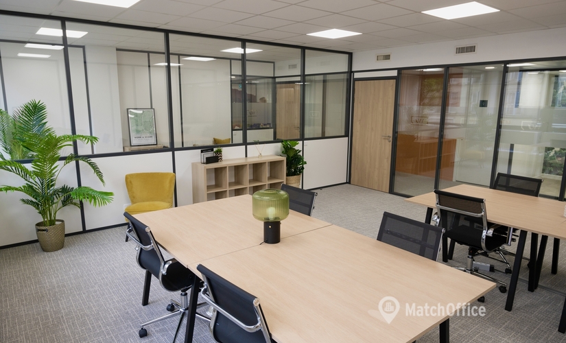 1000 m² Coworking  in Saint-Cloud, 1 rue Royale (92064) - 1 | MatchOffice.com