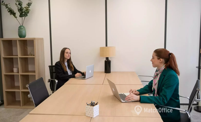 1400 m² Coworking space in Clichy, 6 Rue des Bateliers (92110) - 3 | MatchOffice.com