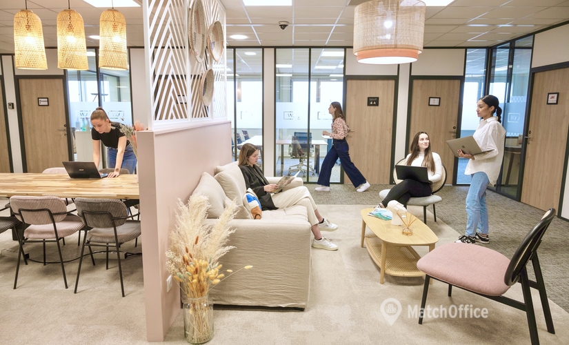 1500 m² Shared office  in Suresnes, 42 rue Rouget de Lisle (92150) - 3 | MatchOffice.com
