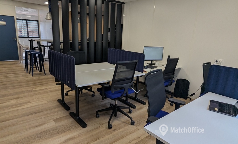 36 m² Shared office  in Aix en Provence, Rue de la Gare 302 (13770) - 3 | MatchOffice.com