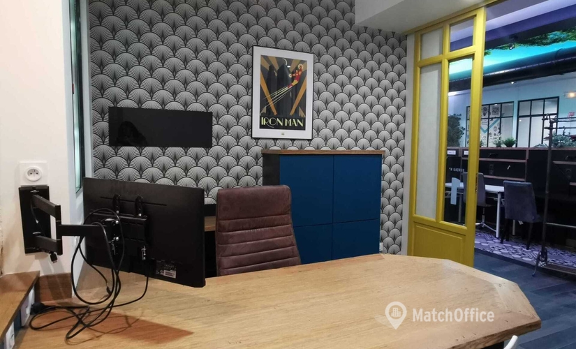 12 m² Coworking space  in Gironde, Allée de Chartres 7 (33000) - 2 | MatchOffice.com