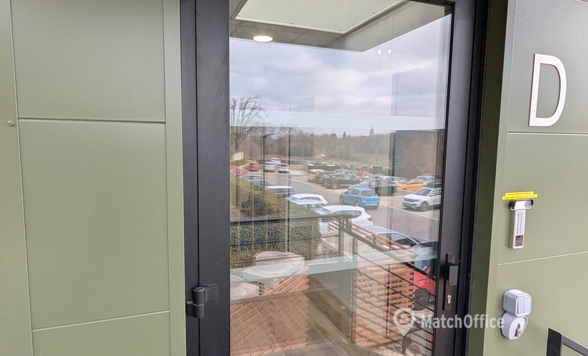 Office Rue de la Gare 302 13770 Aix en Provence