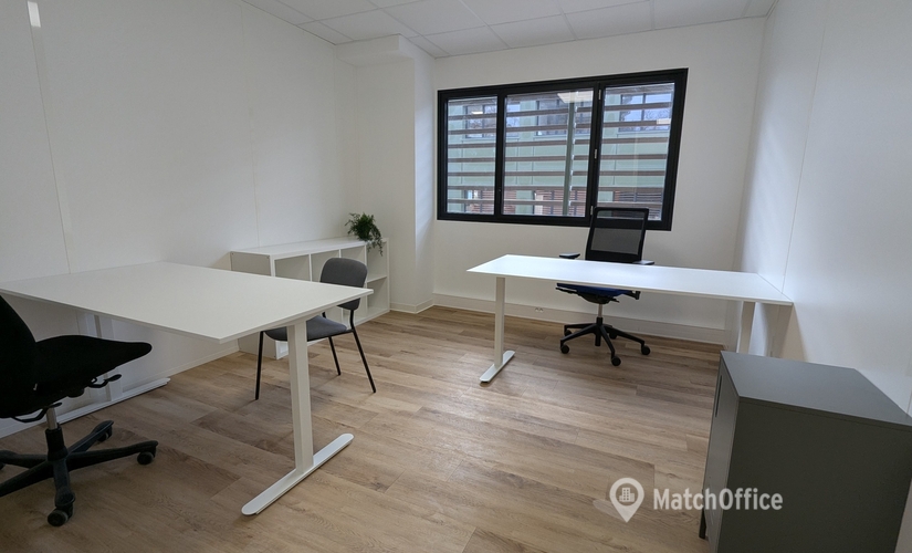Office Rue de la Gare 302 13770 Aix en Provence