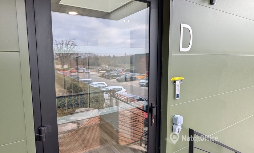 Office Rue de la Gare 302 13770 Aix en Provence