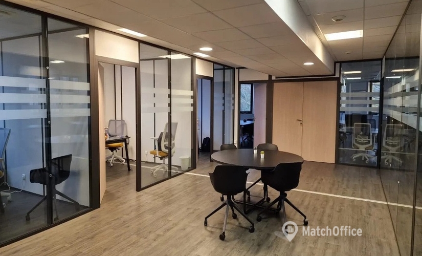 100 m² Coworking space  in Montigny-le-Bretonneux, Rue du Fort de Saint-Cyr 12 (78180) - 0 | MatchOffice.com