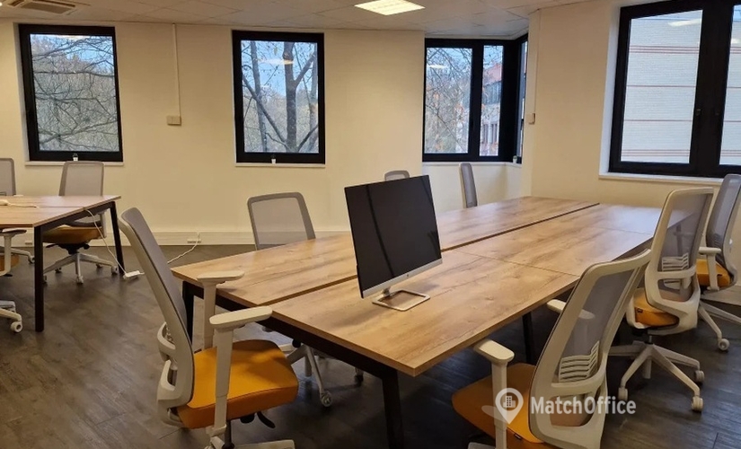 100 m² Co-working  in Montigny-le-Bretonneux, Rue du Fort de Saint-Cyr 12 (78180) - 1 | MatchOffice.com
