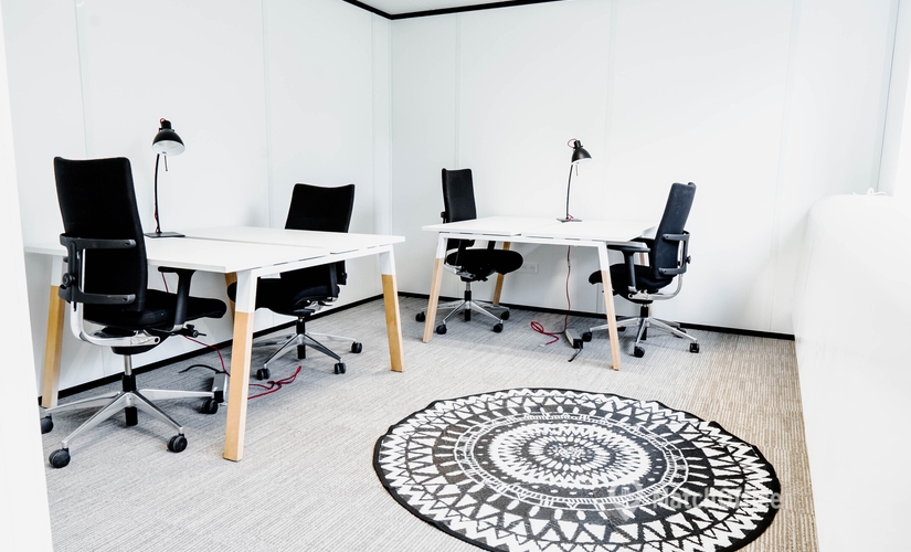 Office Rue de Rouvray 11 92200 Neuilly-Sur-Seine