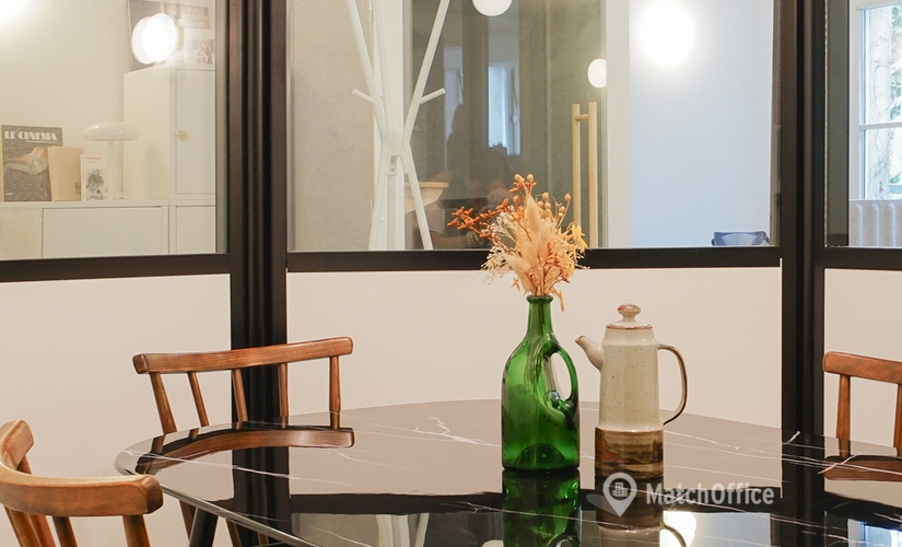 30 m² Shared workspace  in Compiègne, Rue Pierre Sauvage 2 (60200) - 3 | MatchOffice.com