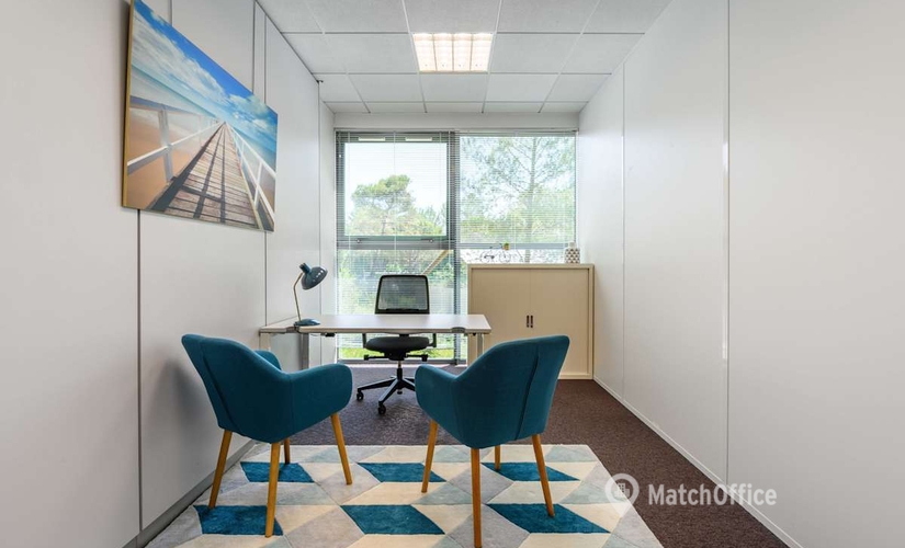 10 m² Shared workspace  in Sophia-Antipolis, E. Space Park (06250) - 3 | MatchOffice