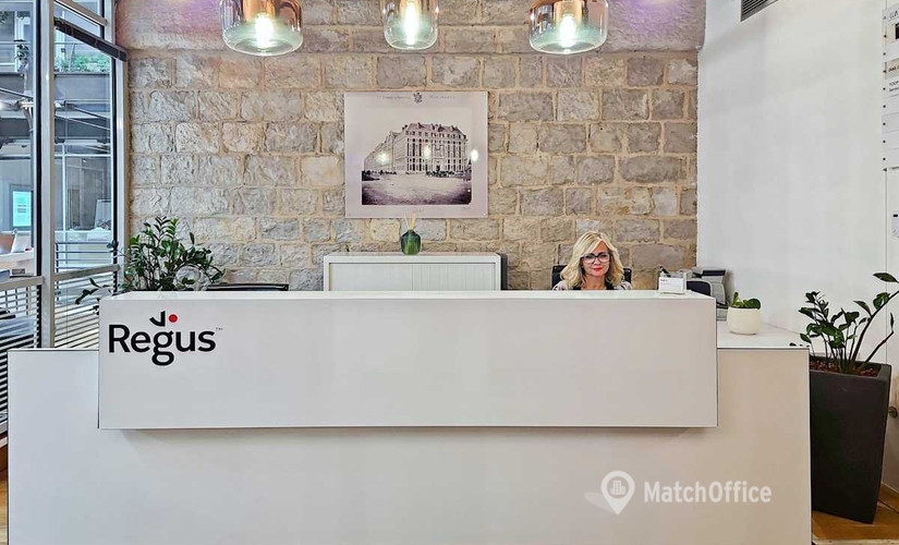 10 m² Business park in Marseilles, Les Docks - Atrium 10.6 (13002) - 1 | MatchOffice.com