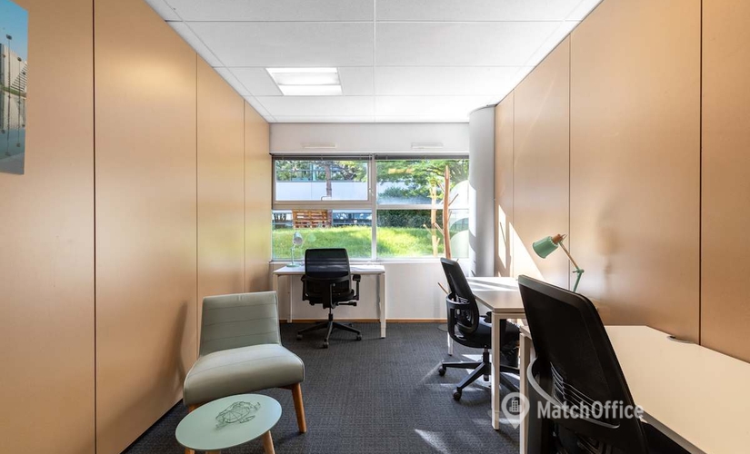 10 m² Shared workspace  in Lyon, Immeuble Campus Verrazzano (69009) - 3 | MatchOffice