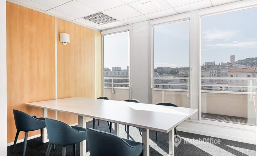 10 m² Coworking space in Marseilles, 165 avenue du Prado (13008) - 3 | MatchOffice.com