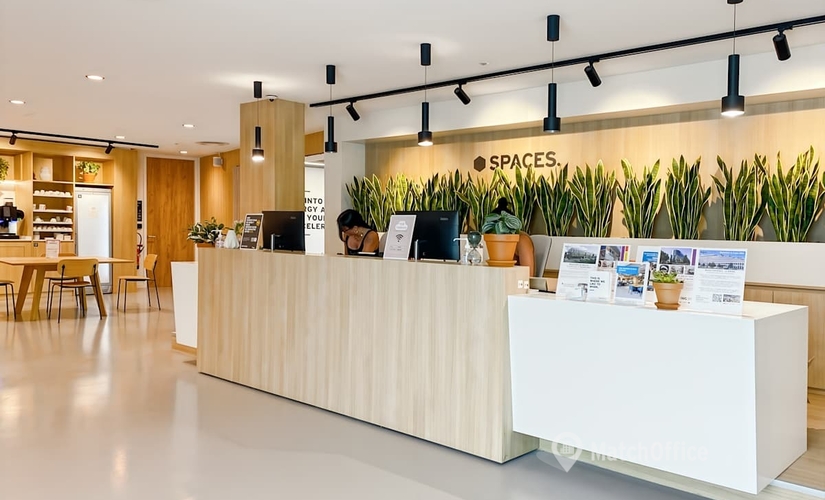 10 m² Coworking space in Sophia-Antipolis, 950 Rte des Colles (06410) - 1 | MatchOffice