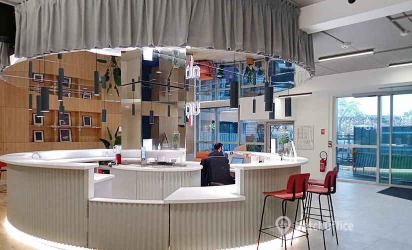 10 m² Shared office in Paris 13, 25 Boulevard Romain Rolland (75014) - 1 | MatchOffice.com