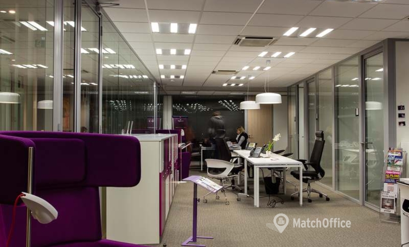 24 m² Business center in Neuilly-Sur-Seine, 60 avenue Charles de Gaulle (92220) - 1 | MatchOffice.com