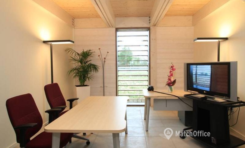 Bureaux équipés à location à Terssac 27 m², 8 avenue de la Martelle - 2 | MatchOffice.fr